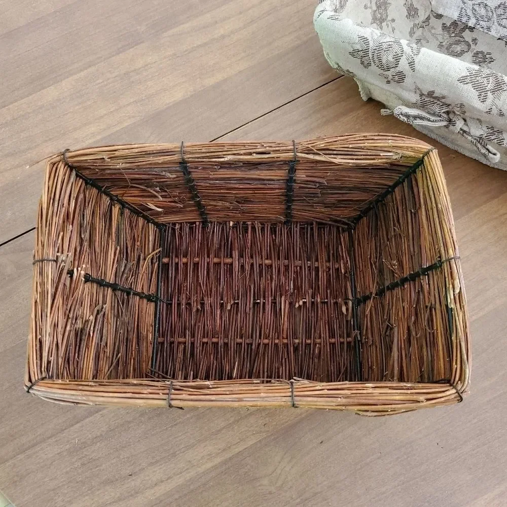 Vintage Basket Lined Vanity Twig 10x7x5